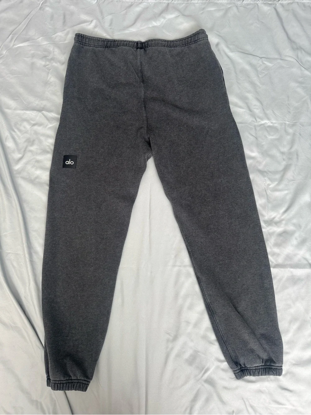 ALO Yoga Chill Vintage Wash Sweatpants